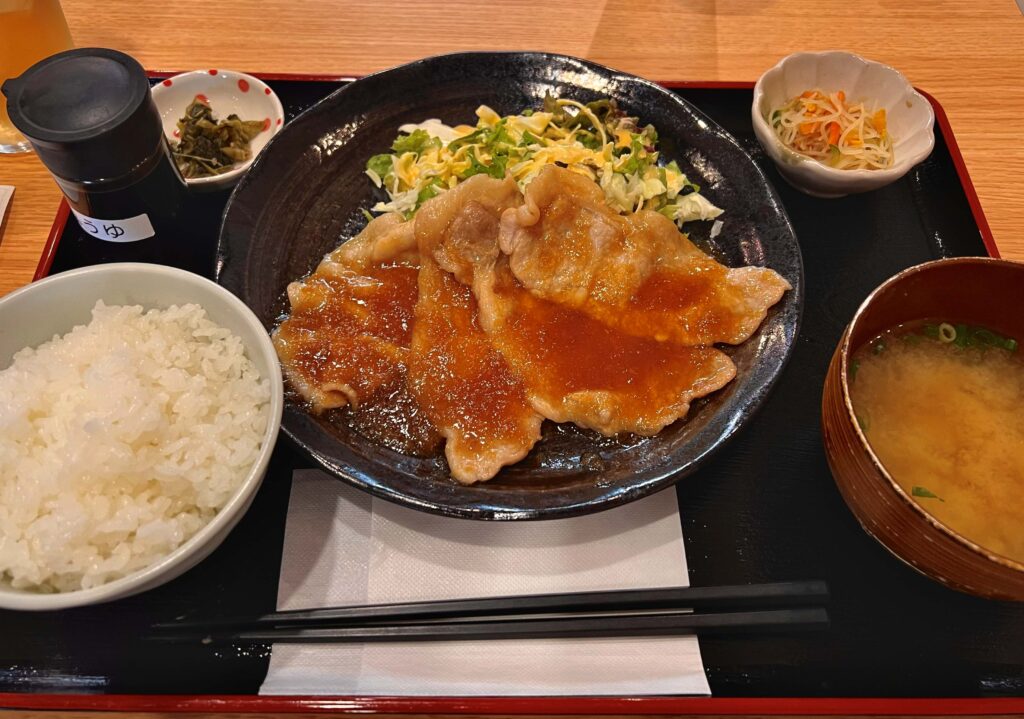 碧食堂　生姜焼き定食